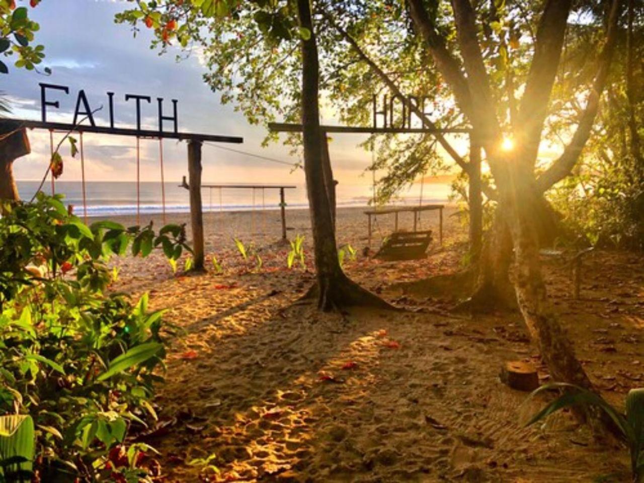 Hotel Faith Glamping Dome Costa Rica Manzanillo  Esterno foto